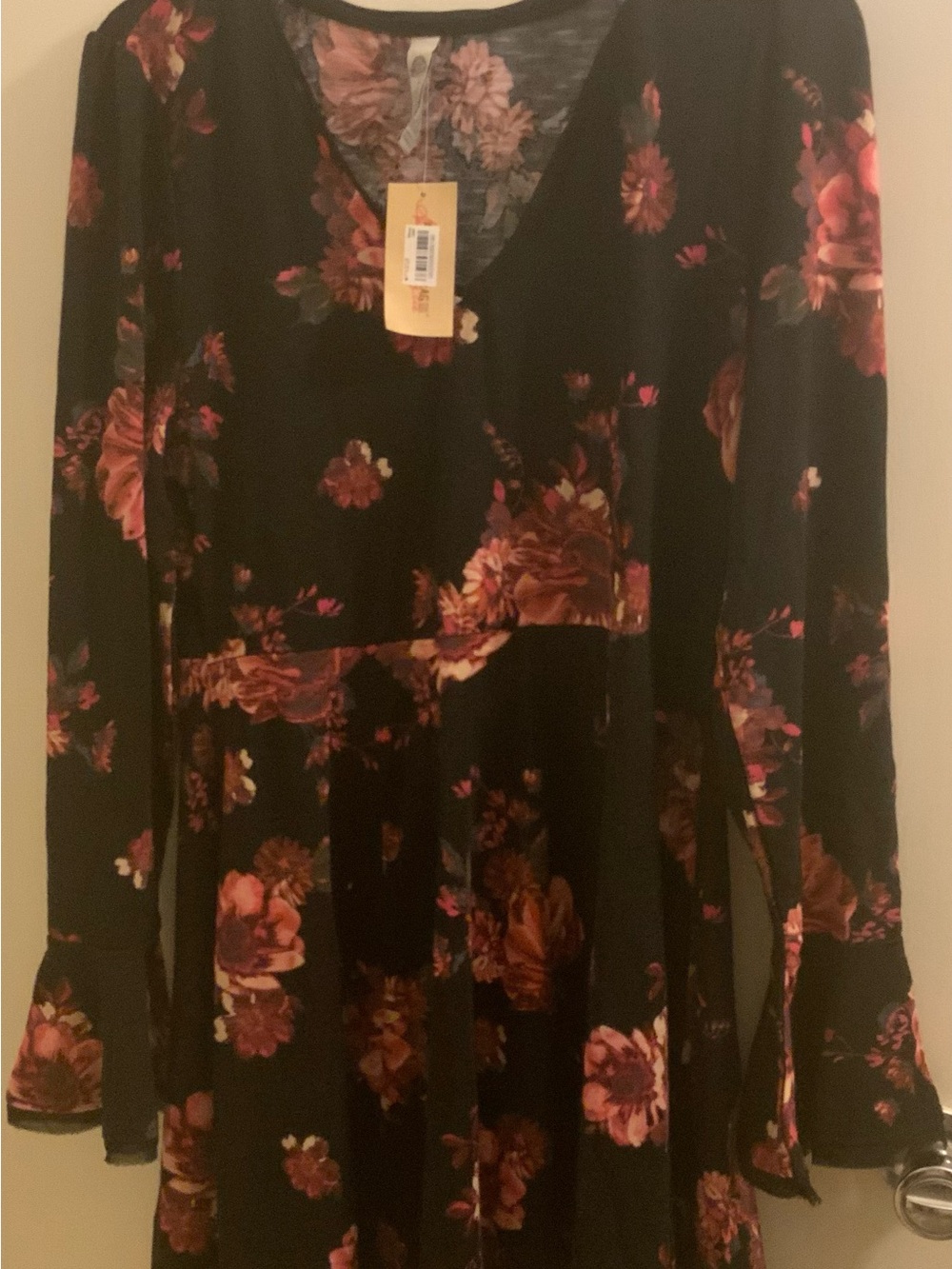 American Rag Black Long-Sleeve Floral V-Neck Dress